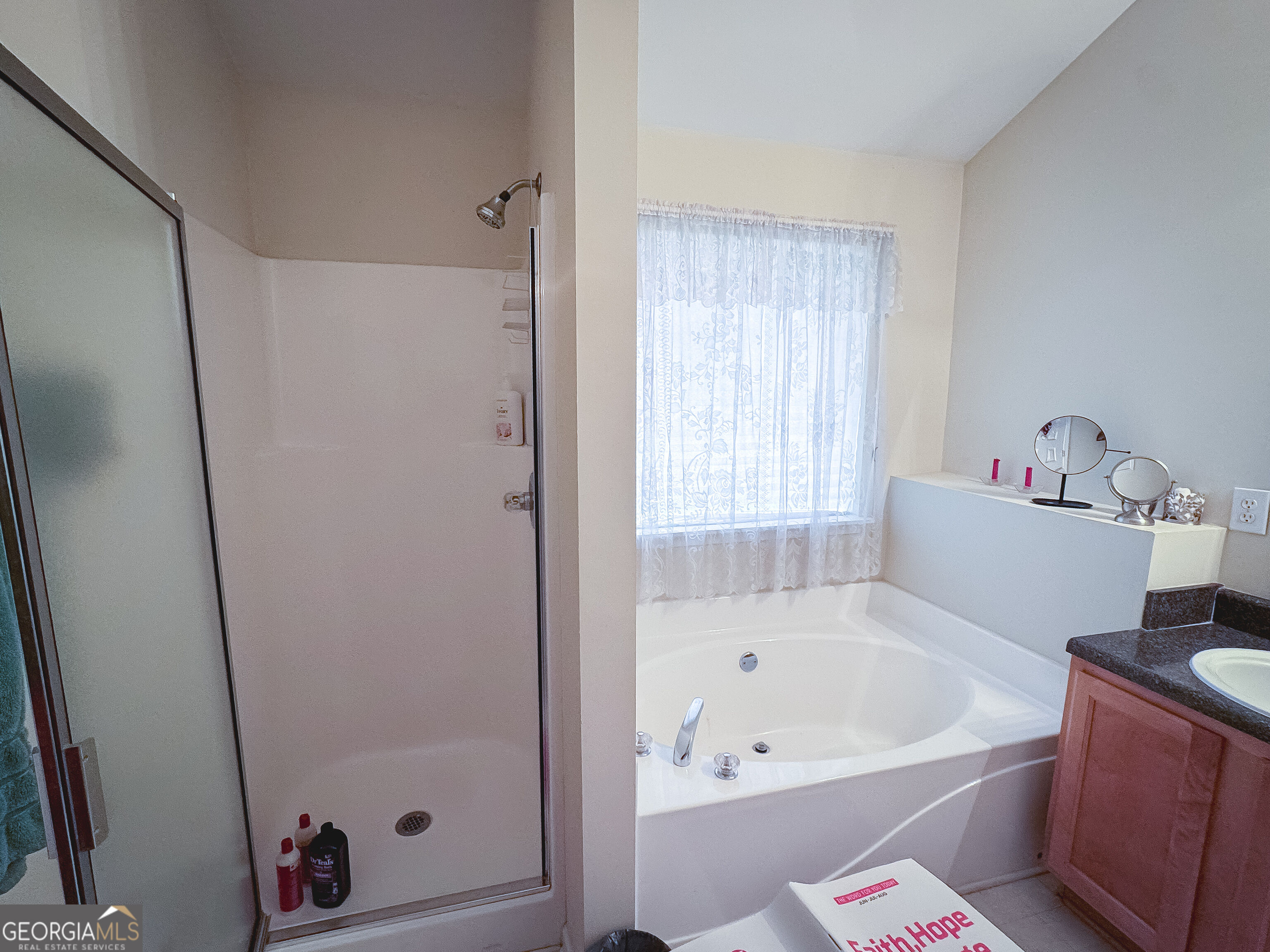 1901 Oakbluff Drive Property Photo 14