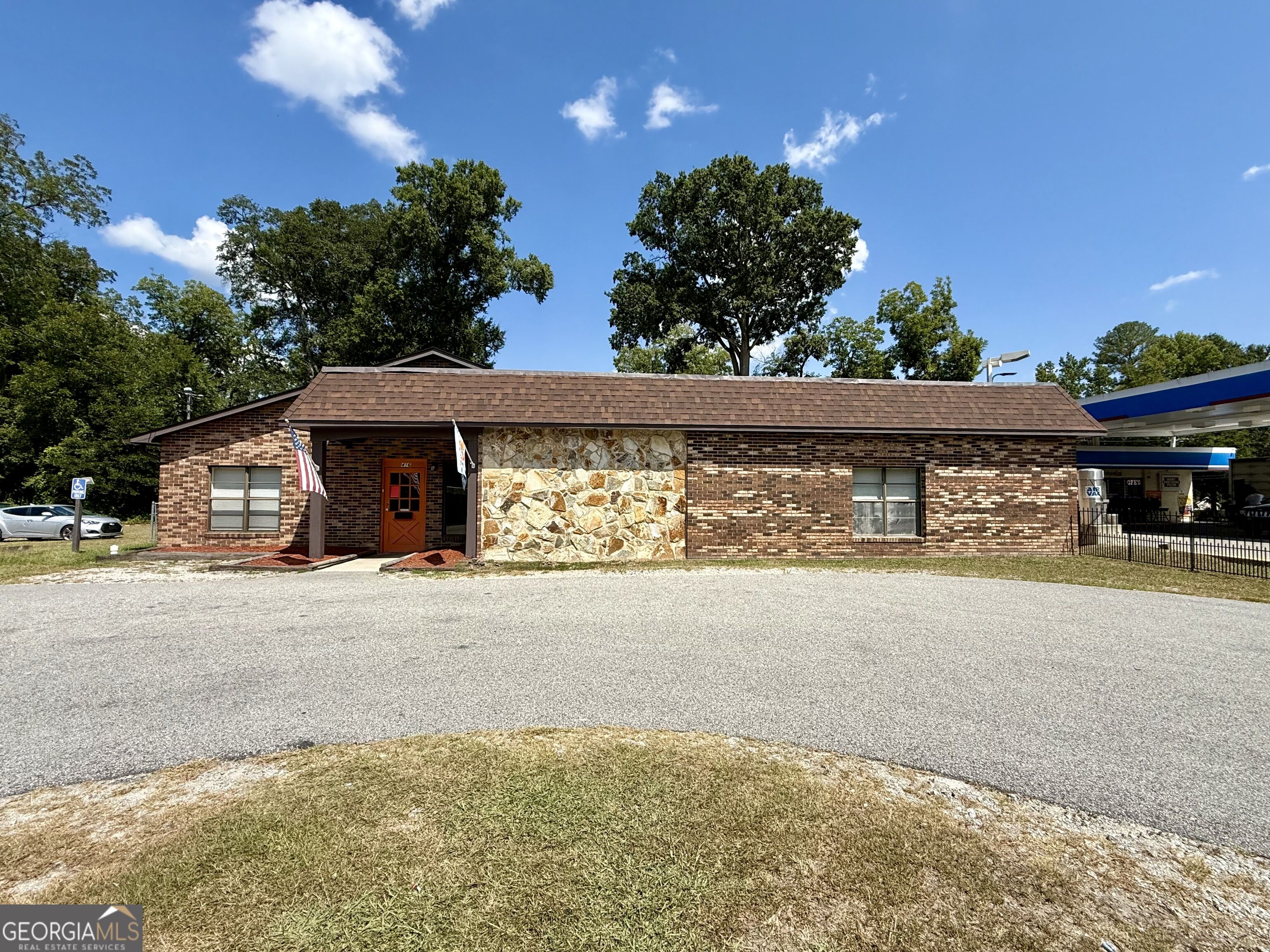 416 Jackson Street Property Photo 2
