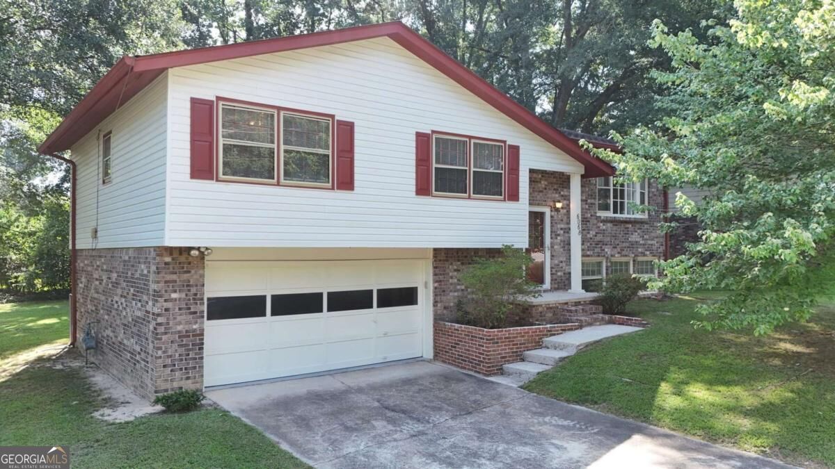 6068 Prestige Valley Road Property Photo 1