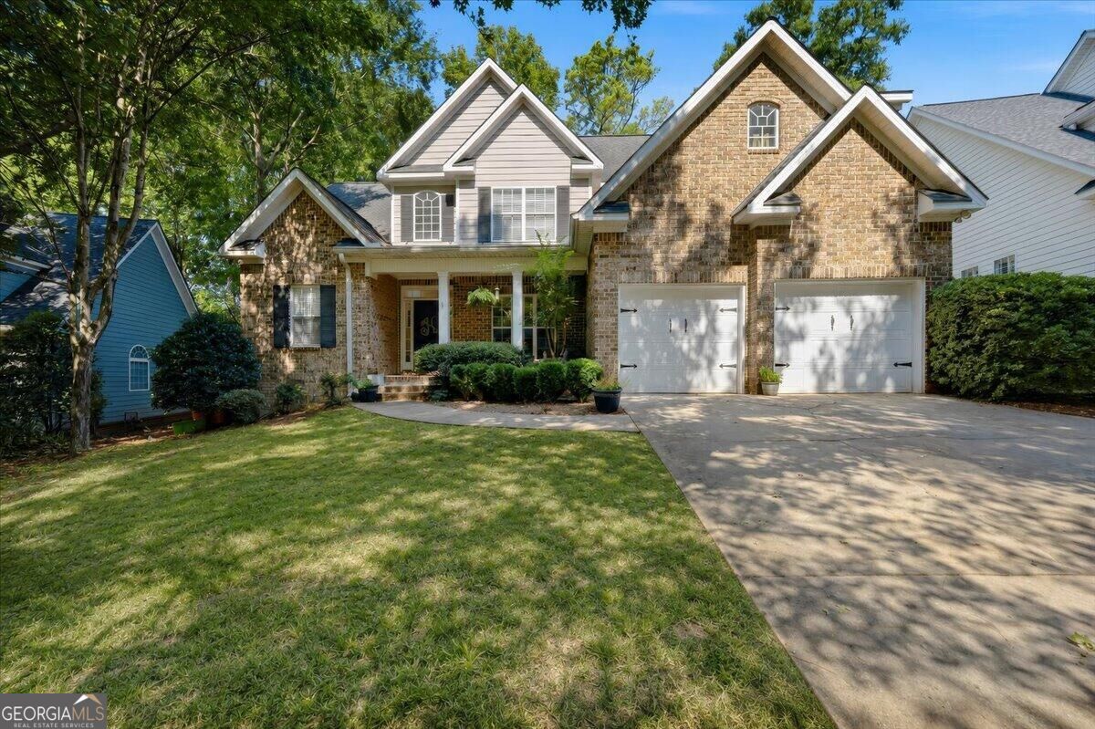 920 Huntcliffe Drive