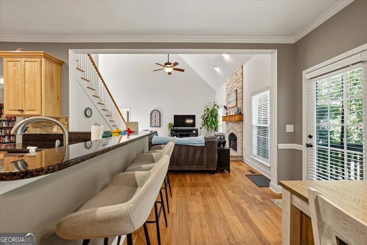 920 Huntcliffe Drive Property Photo 14