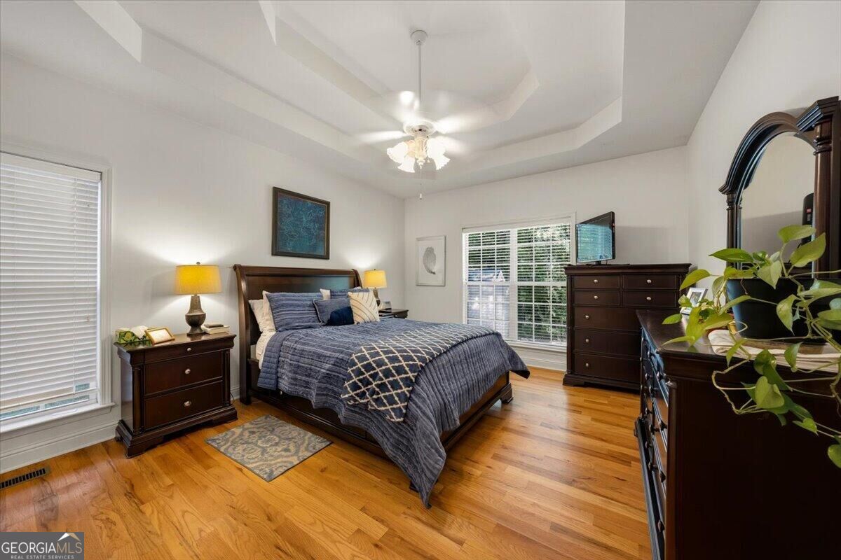 920 Huntcliffe Drive Property Photo 18