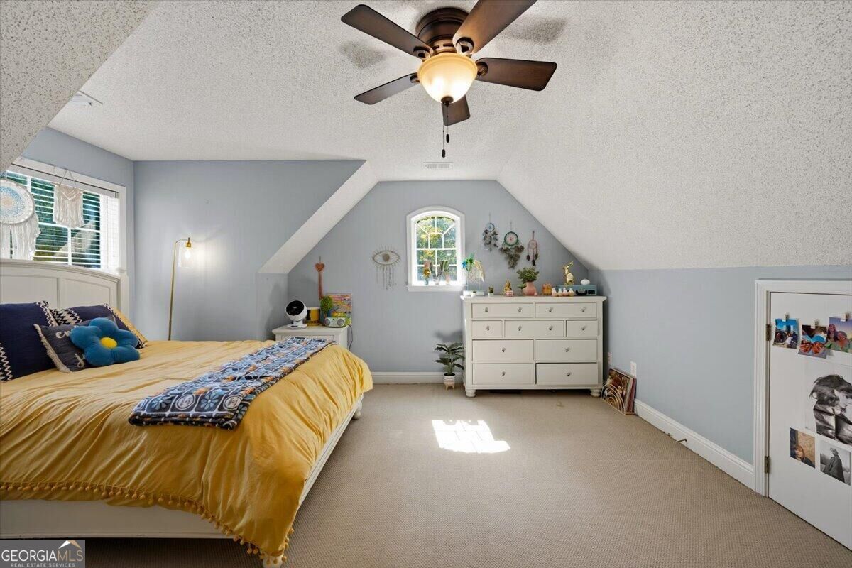 920 Huntcliffe Drive Property Photo 29