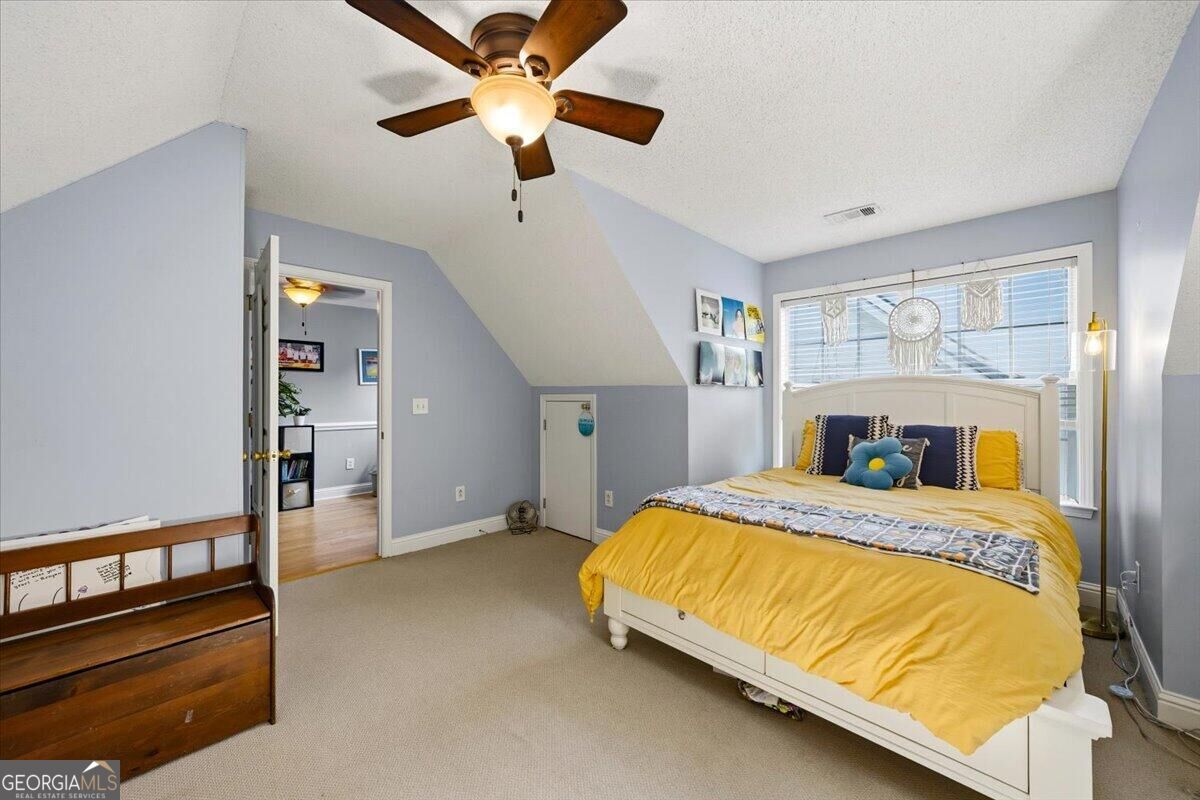 920 Huntcliffe Drive Property Photo 30