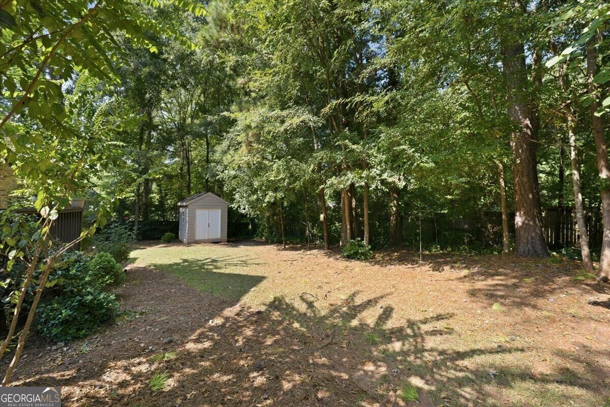 920 Huntcliffe Drive Property Photo 34
