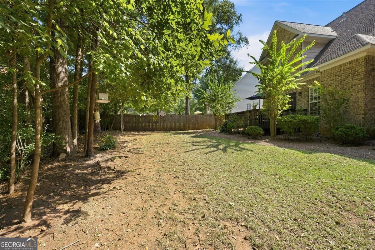 920 Huntcliffe Drive Property Photo 38