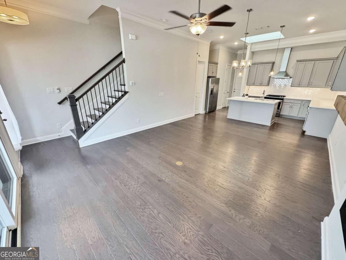 671 Stickley Oak Way Property Photo 7