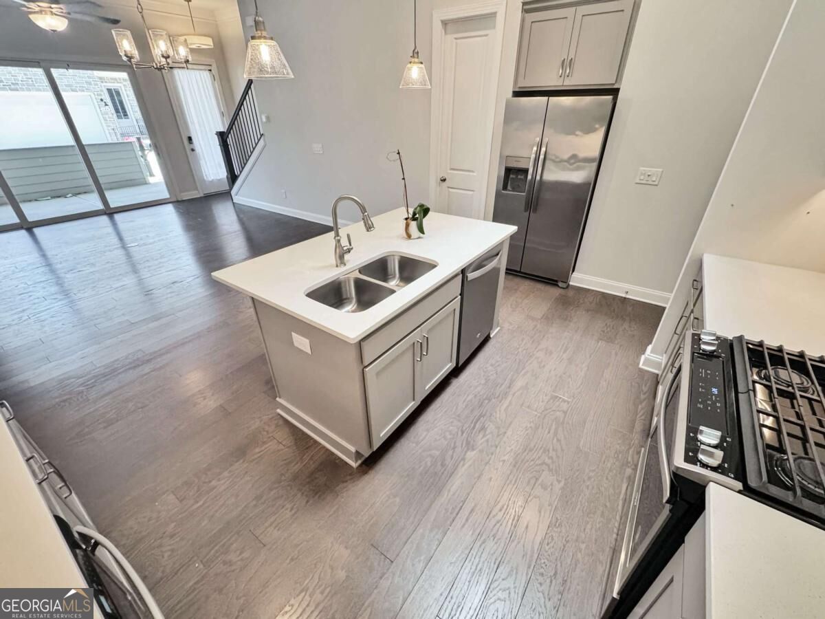 671 Stickley Oak Way Property Photo 11