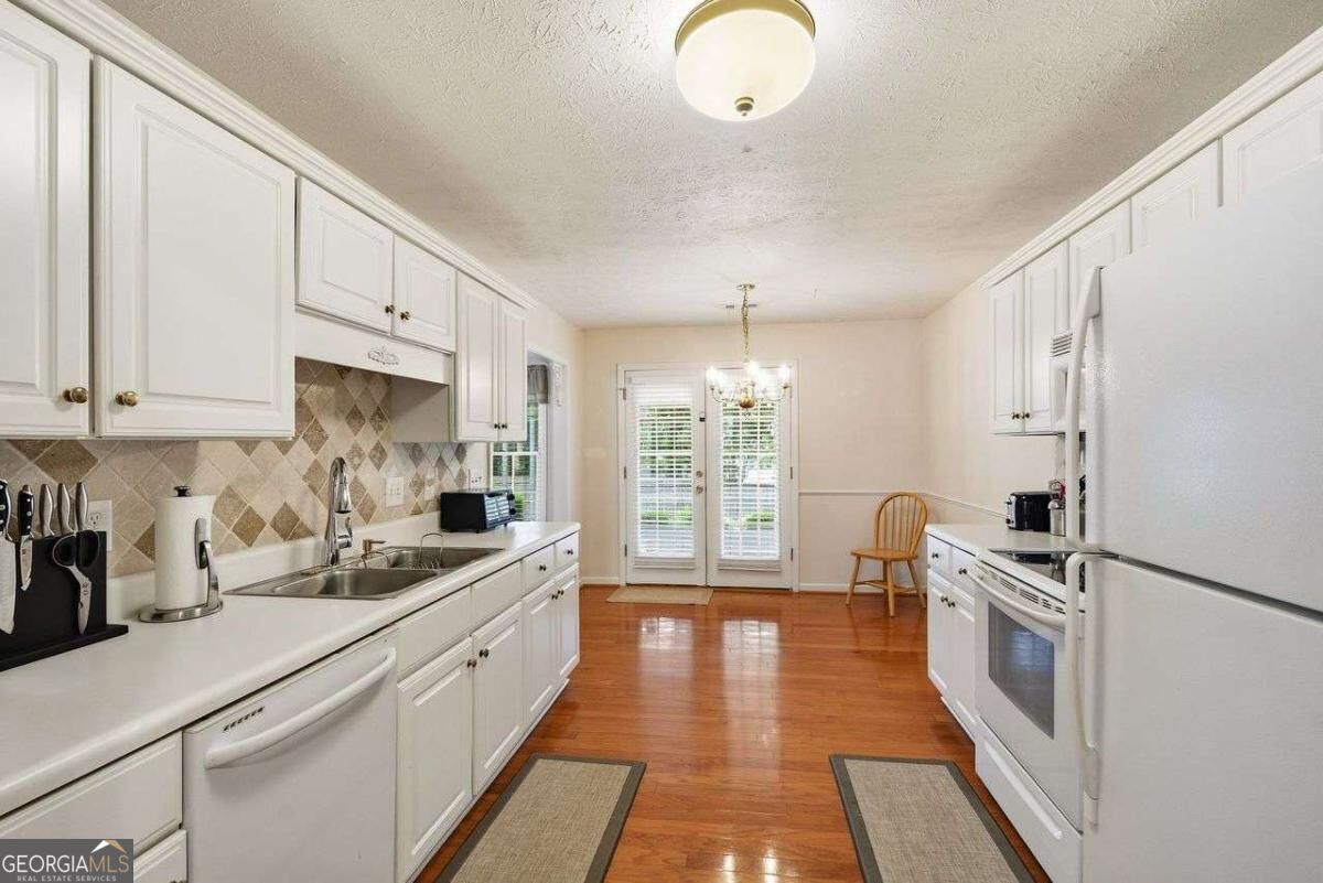 379 Evans Mill Drive Property Photo 15