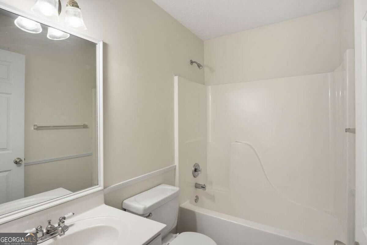 379 Evans Mill Drive Property Photo 31