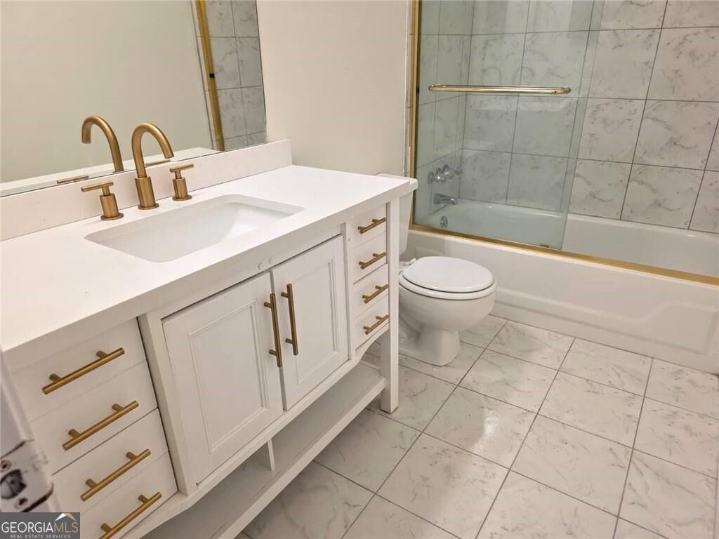 2620 Logan Way Property Photo 19