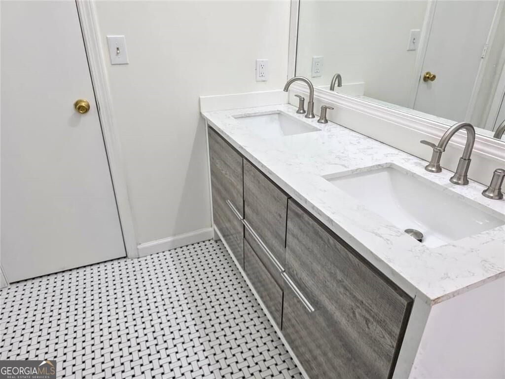 2620 Logan Way Property Photo 26