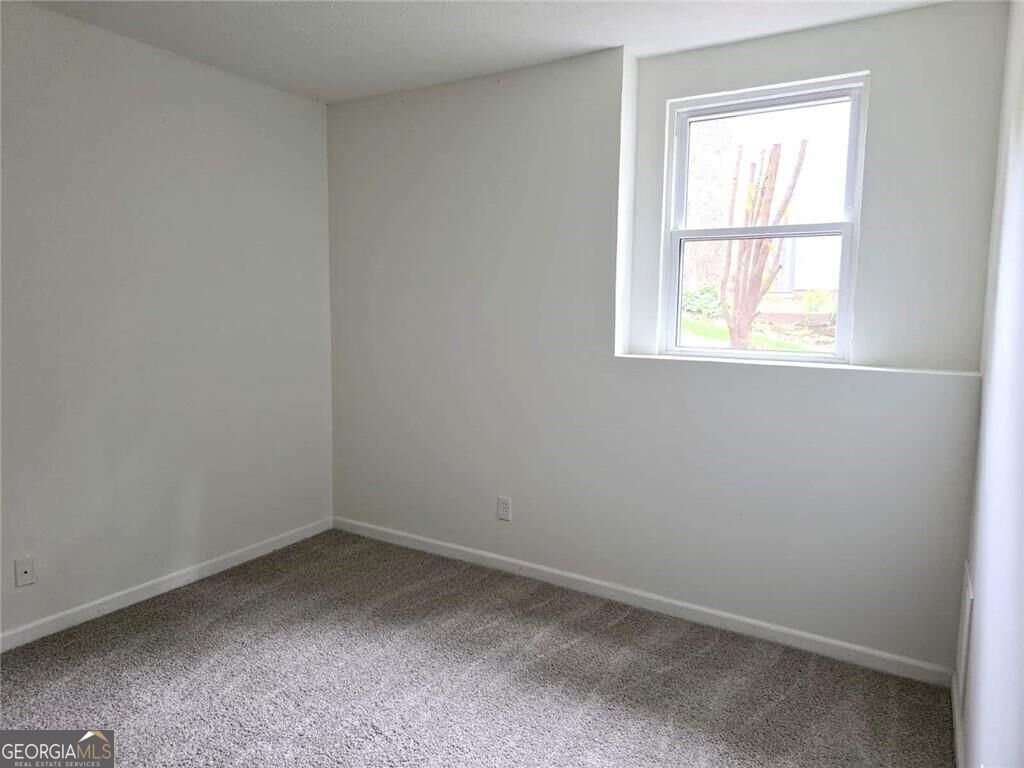 2620 Logan Way Property Photo 34