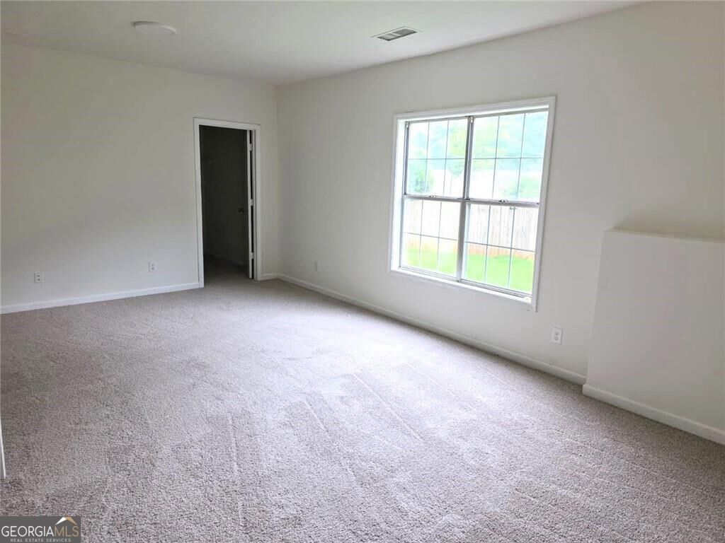 2620 Logan Way Property Photo 35