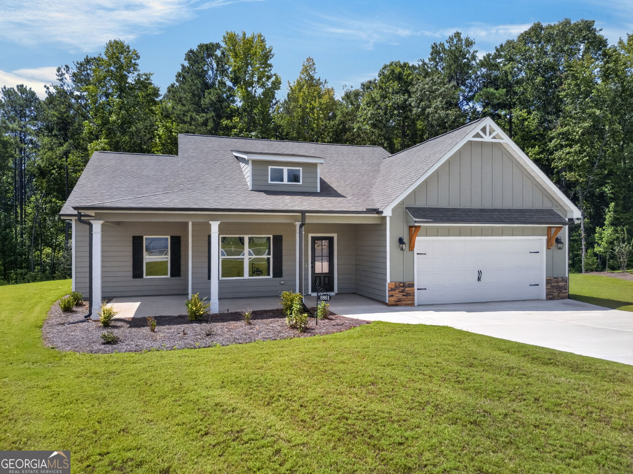 8981 Callaway Drive Property Photo 1