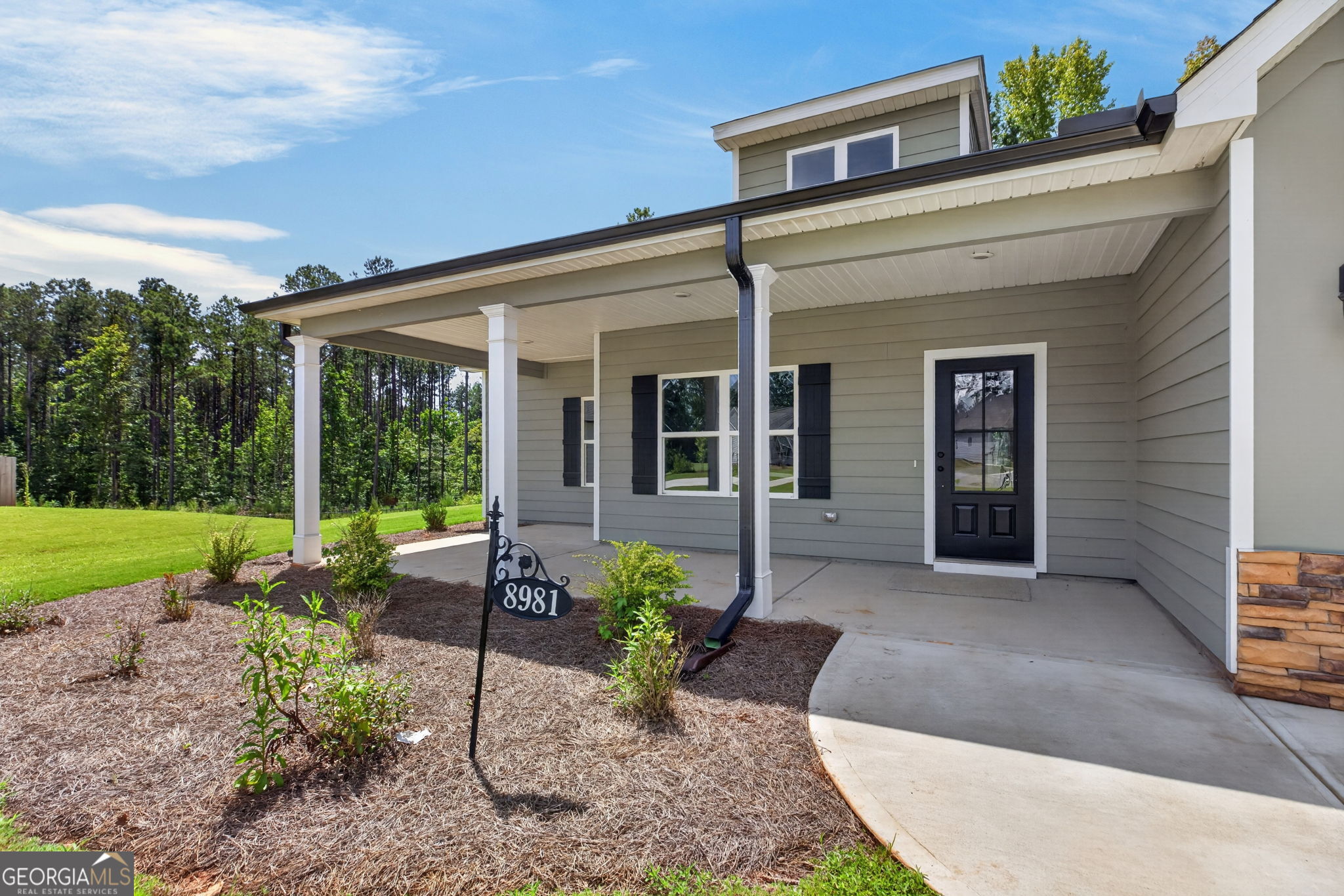 8981 Callaway Drive Property Photo 4
