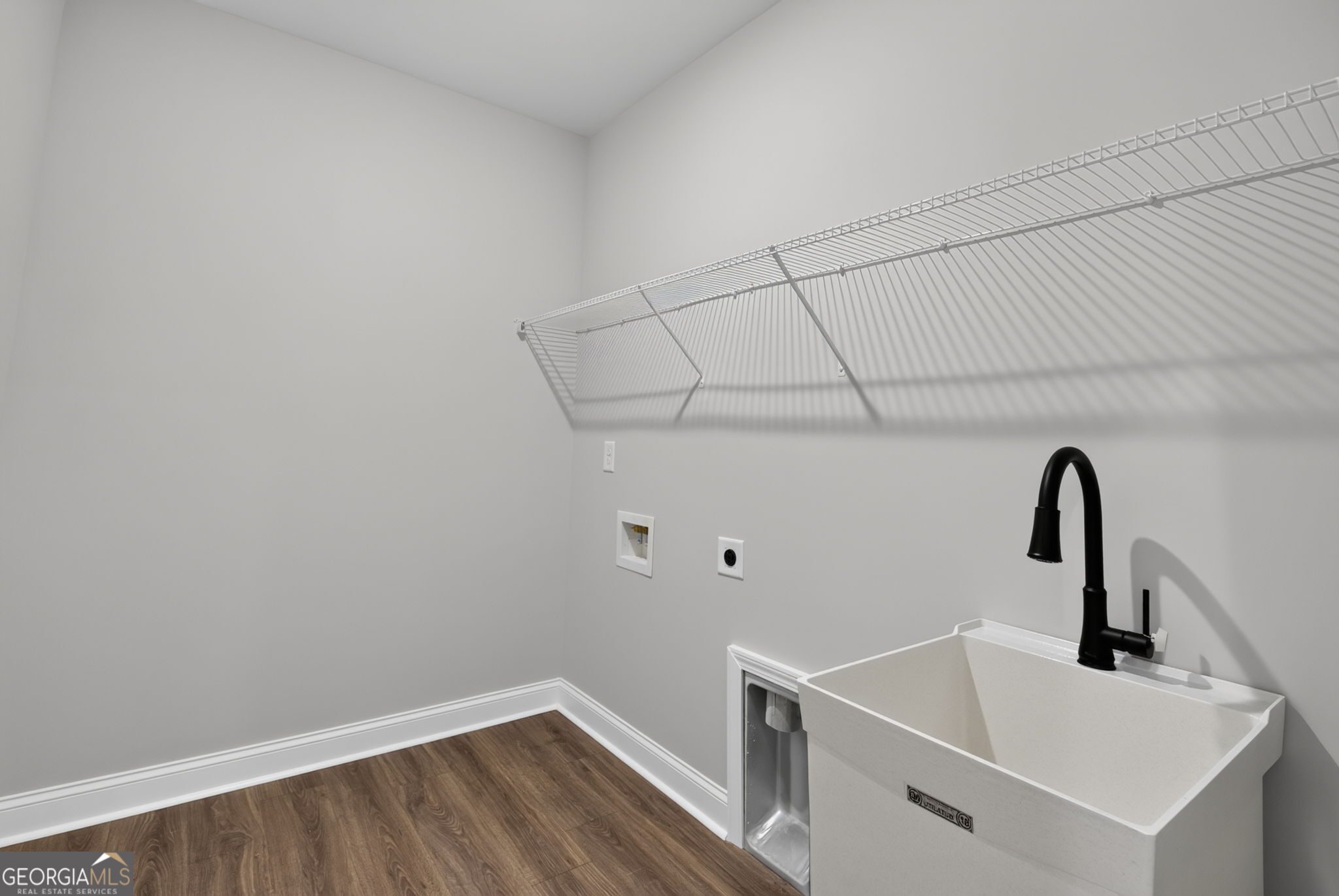 8981 Callaway Drive Property Photo 18