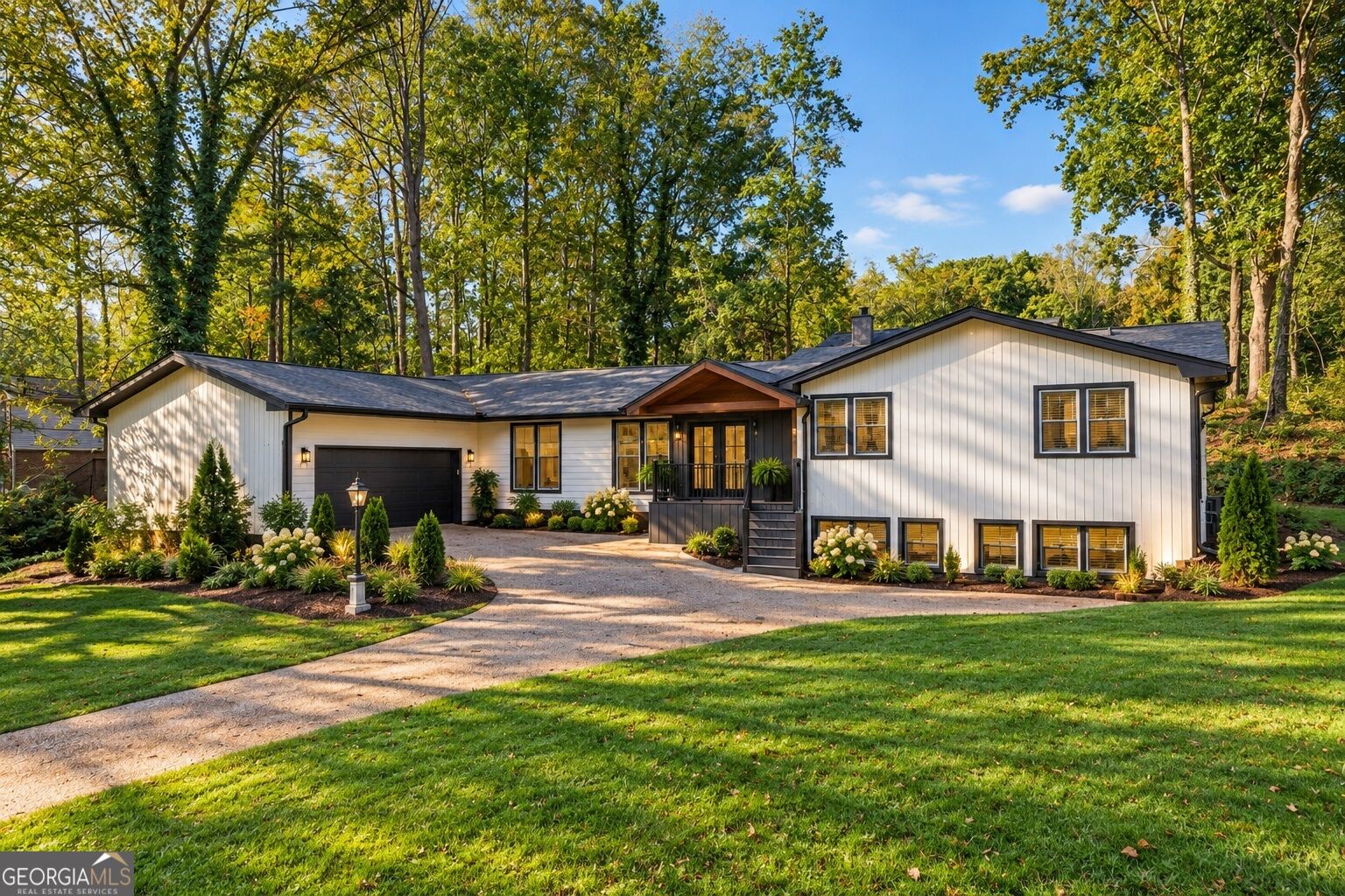 2281 Fox Hound Parkway Property Photo 1