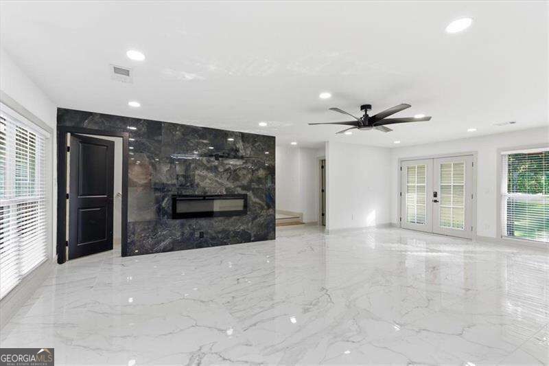 2281 Fox Hound Parkway Property Photo 7