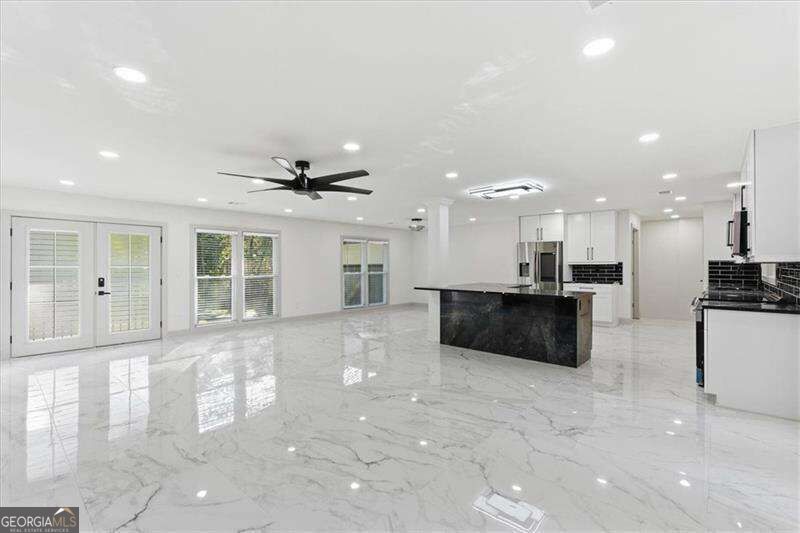 2281 Fox Hound Parkway Property Photo 9
