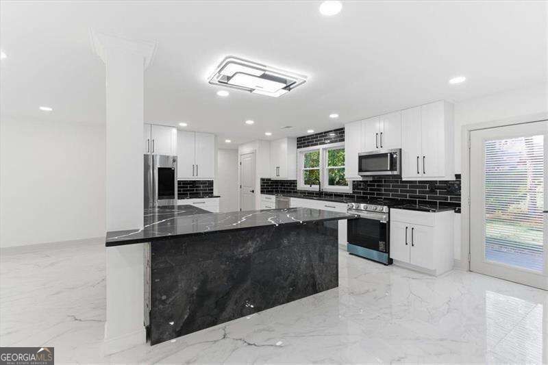 2281 Fox Hound Parkway Property Photo 16