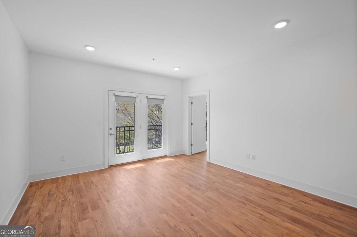 456 Flat Shoals Avenue Se # 402 Property Photo 5