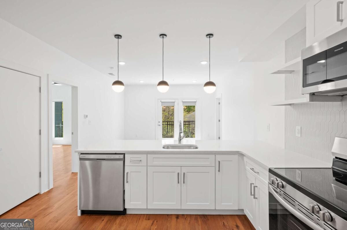 456 Flat Shoals Avenue Se # 402 Property Photo 8