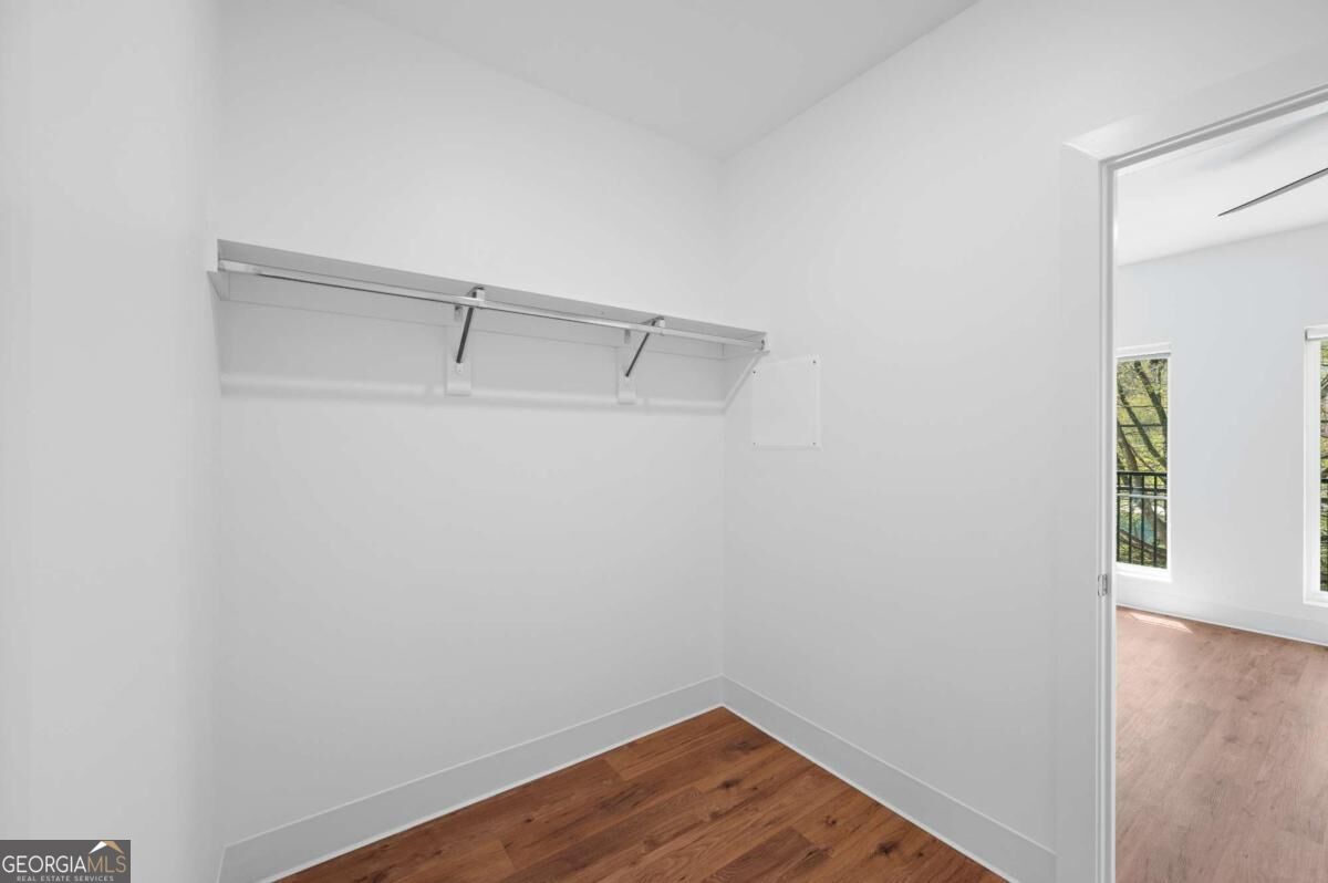 456 Flat Shoals Avenue Se # 402 Property Photo 11