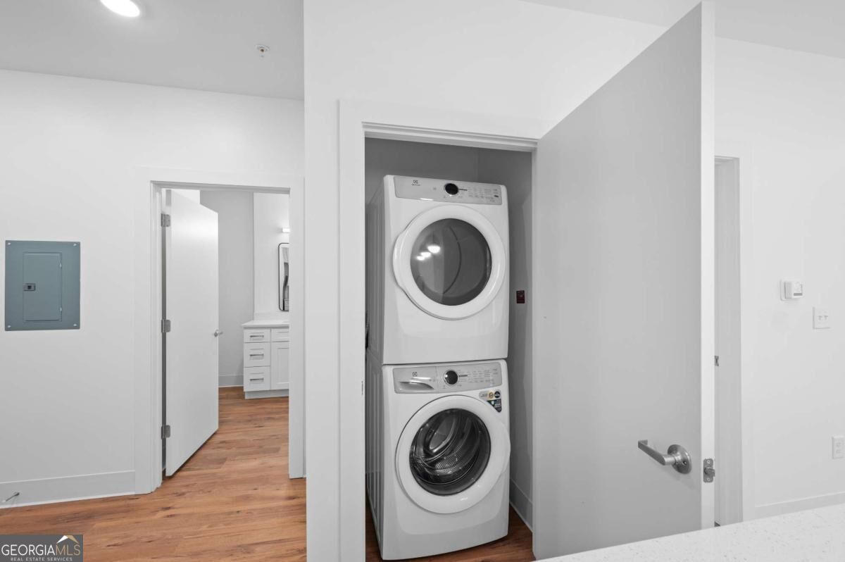 456 Flat Shoals Avenue Se # 402 Property Photo 23