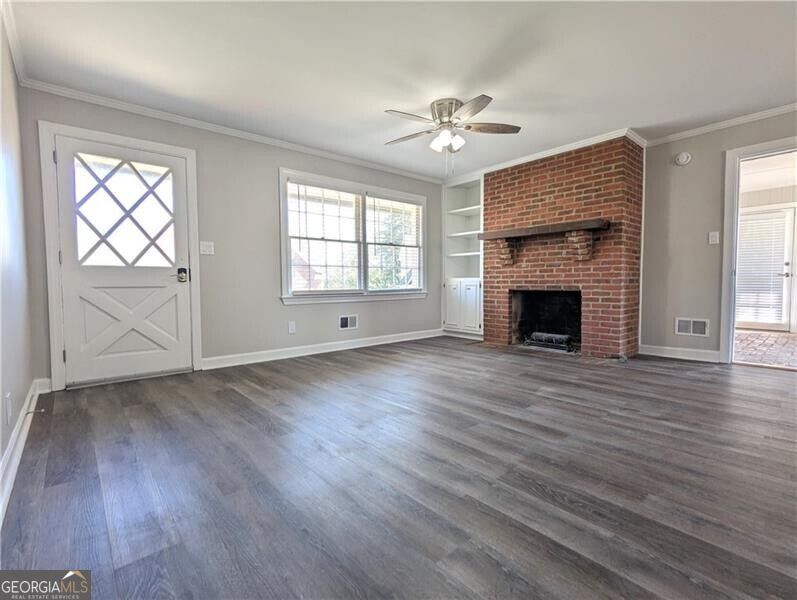 970 Bridgegate Drive Ne Property Photo 3