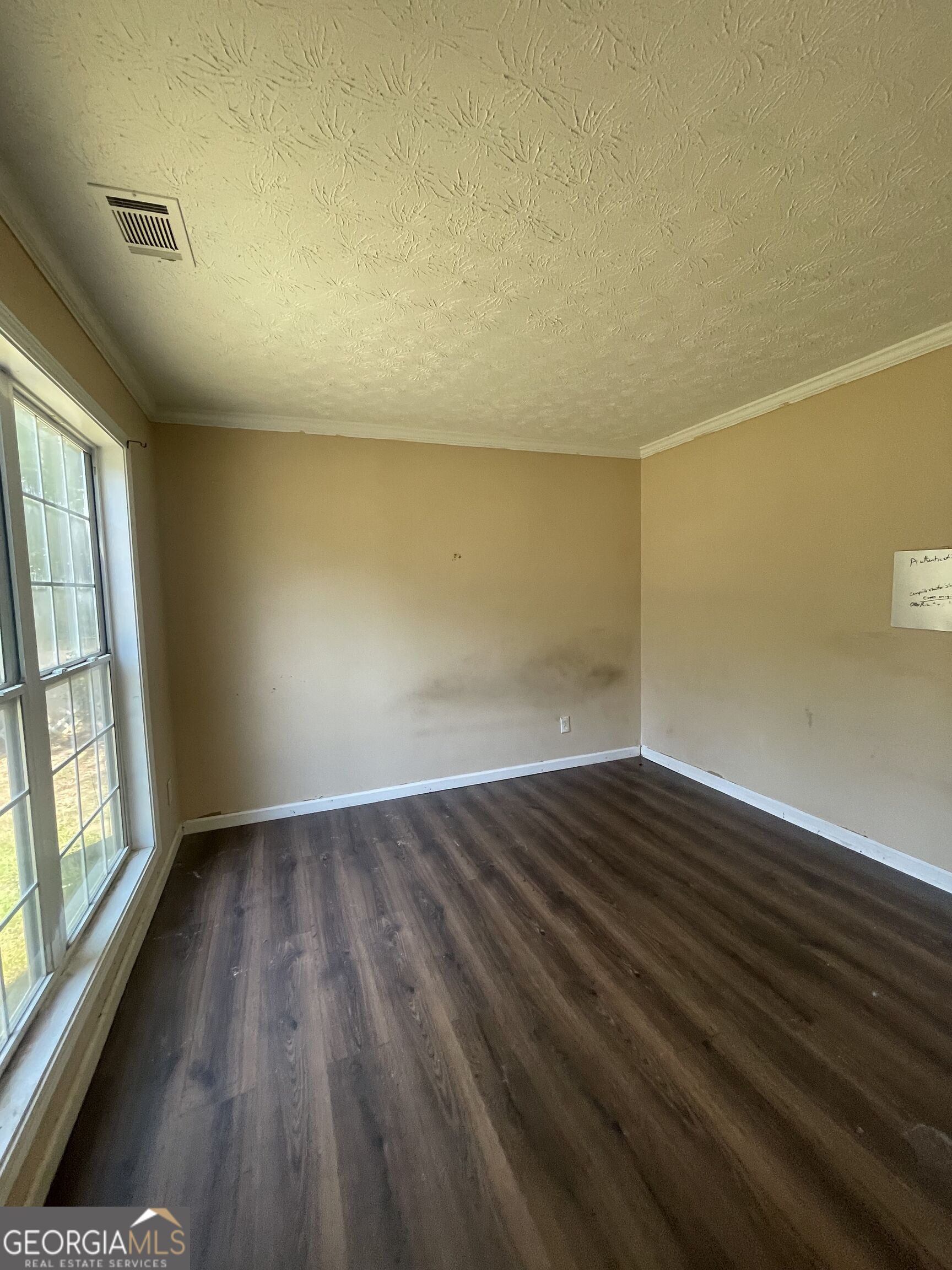701 Simon Park Circle Property Photo 7