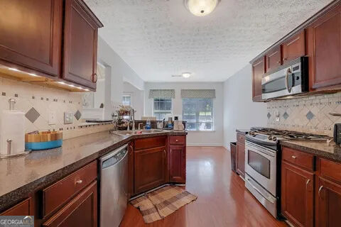 1322 Dodger Way Property Photo 4