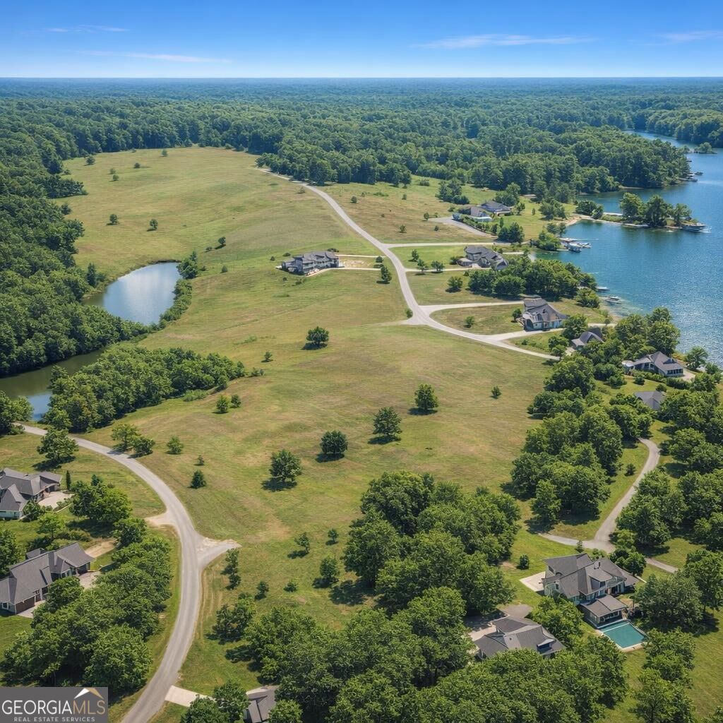 0 Crystal Point Property Photo 3