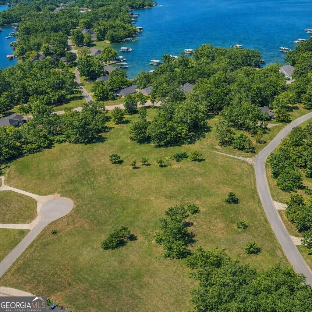 0 Crystal Point Property Photo 5