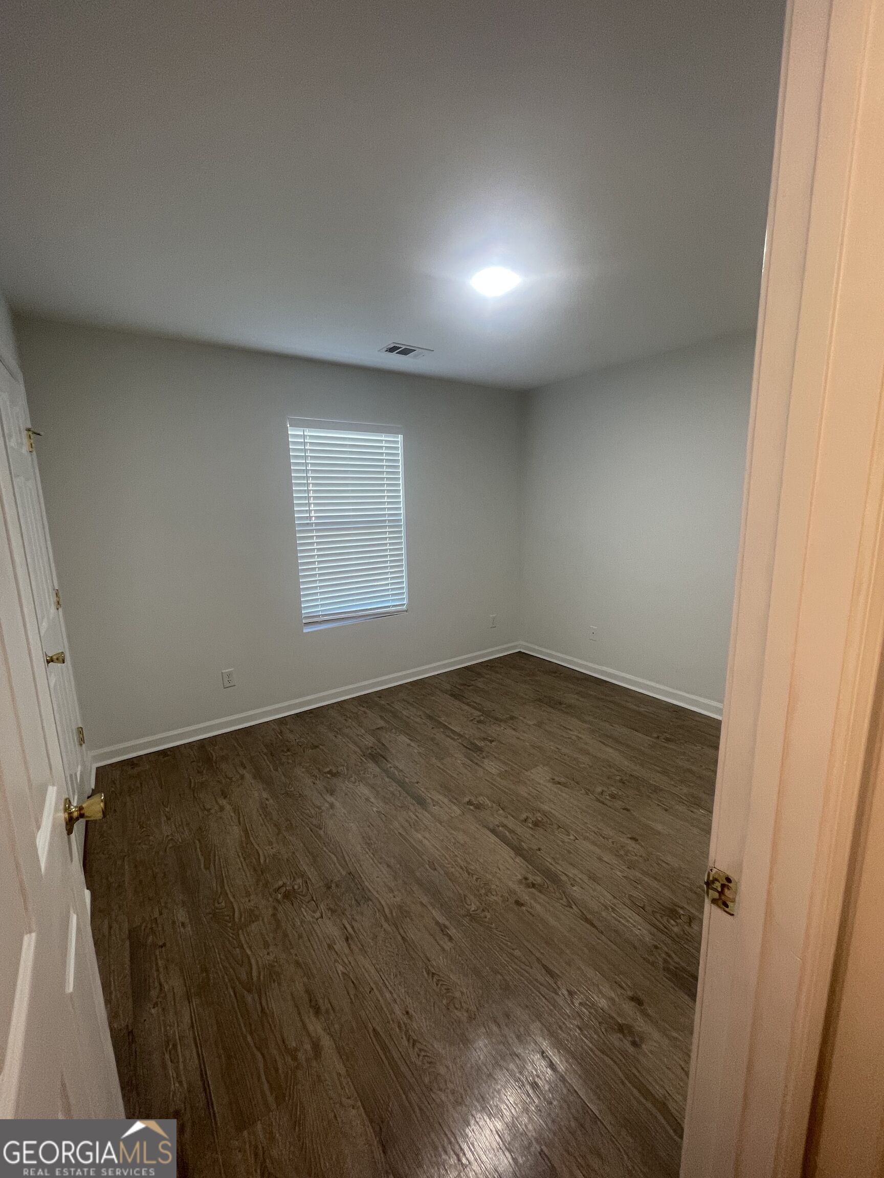 9054 Whispering Pines Boulevard Property Photo 14