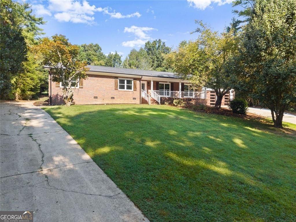 1492 Burns Drive Ne Property Photo 6