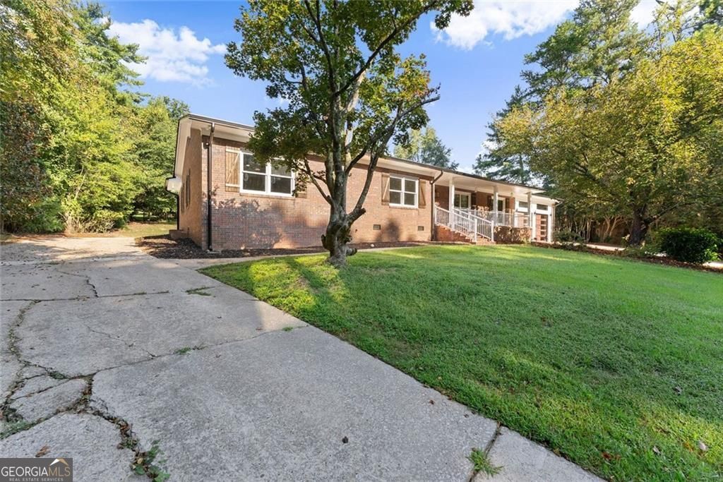 1492 Burns Drive Ne Property Photo 10