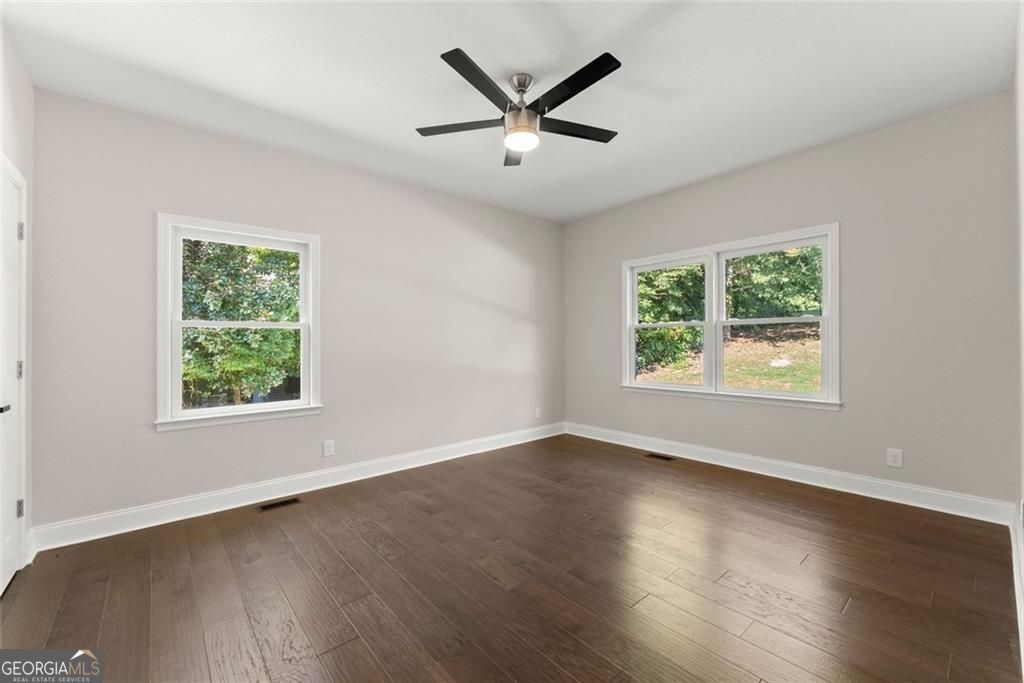 1492 Burns Drive Ne Property Photo 42