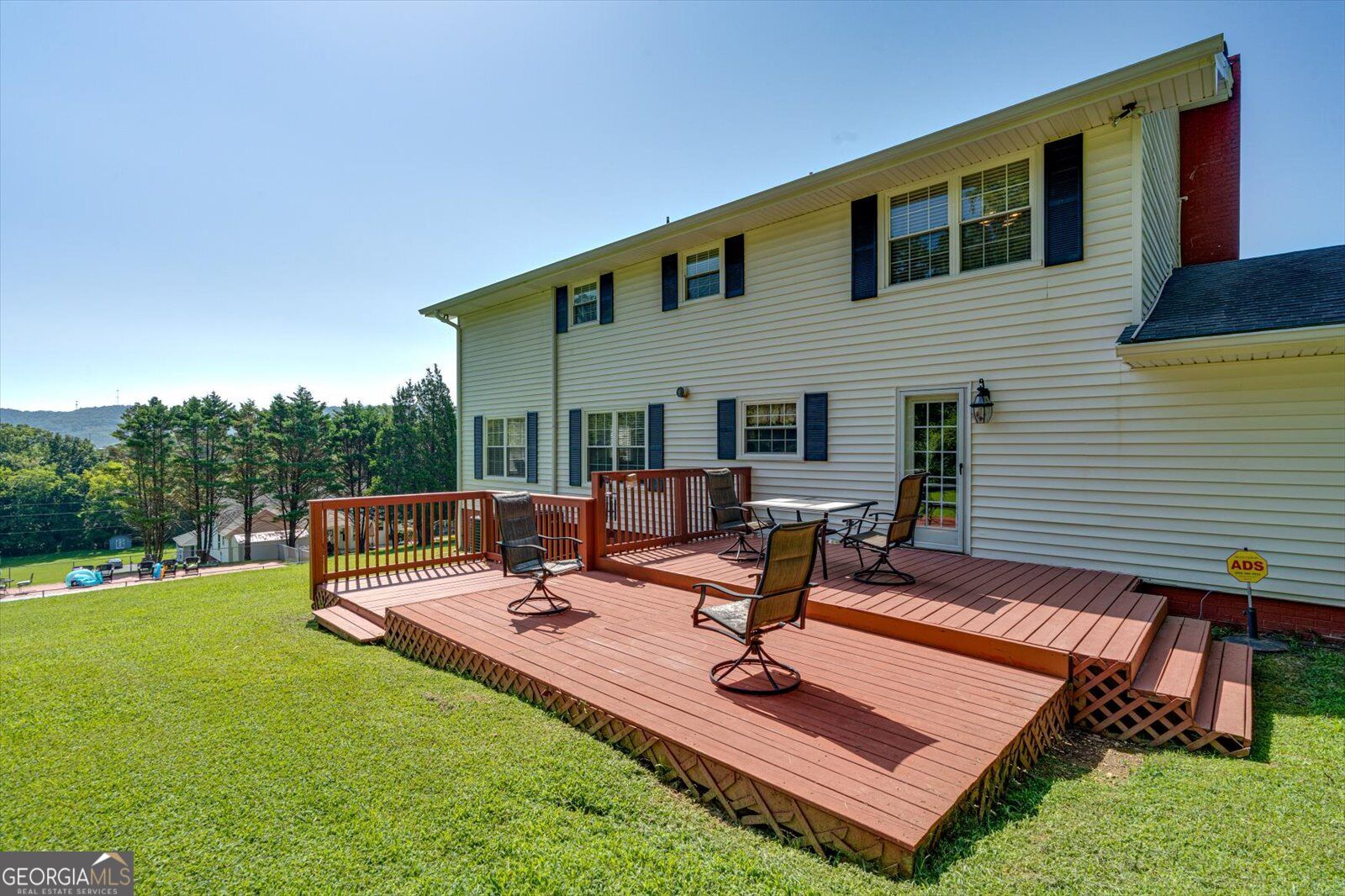 60 Shamrock Drive Property Photo 14