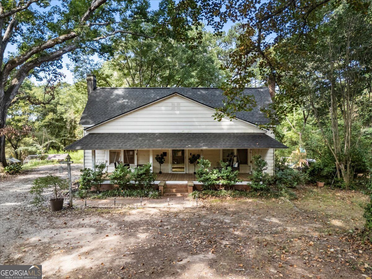 85 Andrew Road Property Photo 1