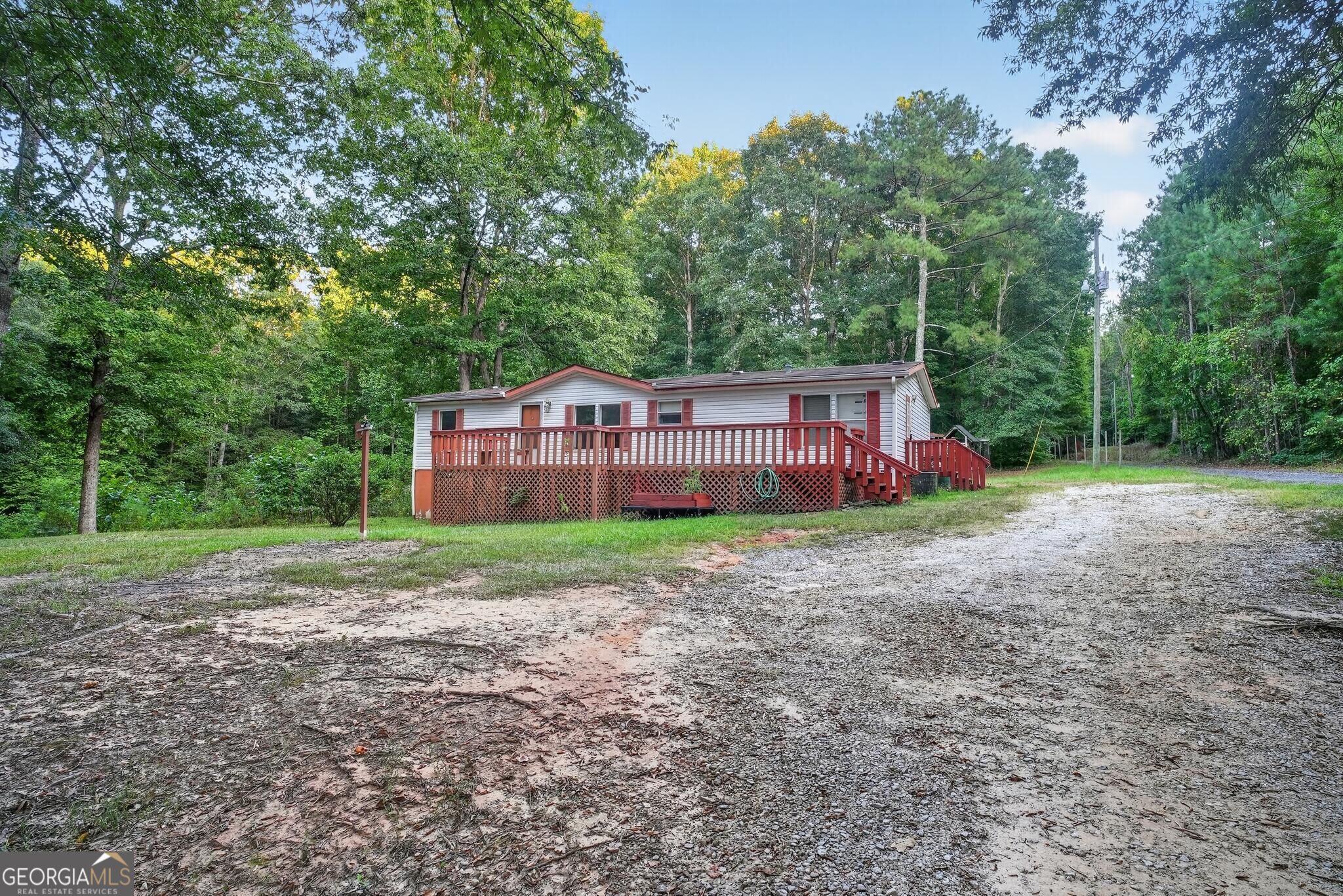 150 Country Creek Road Property Photo 4