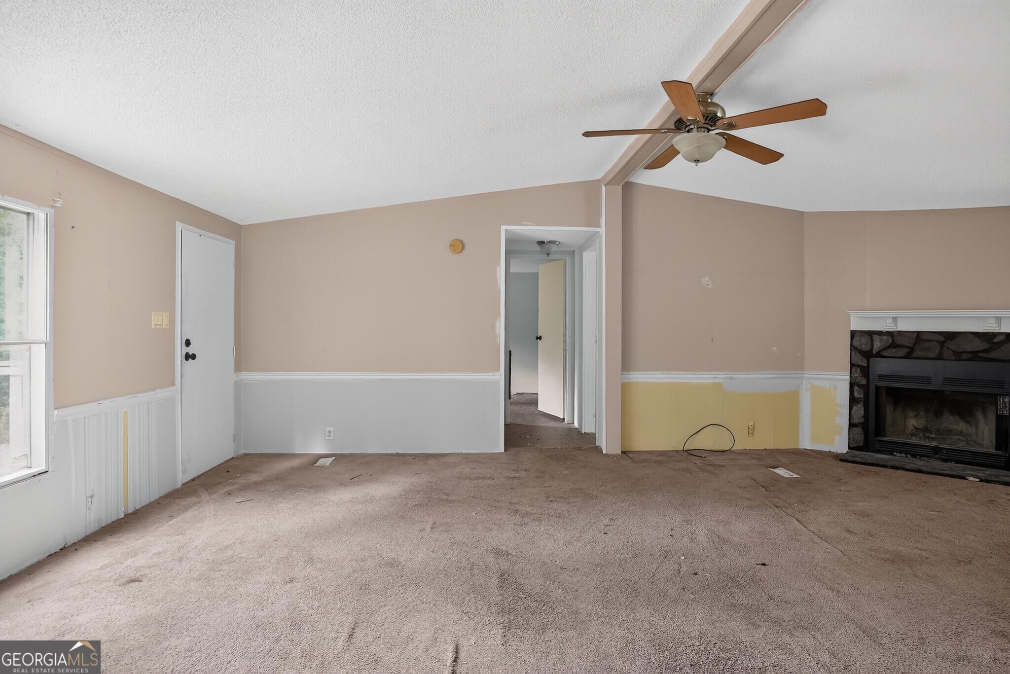 150 Country Creek Road Property Photo 6