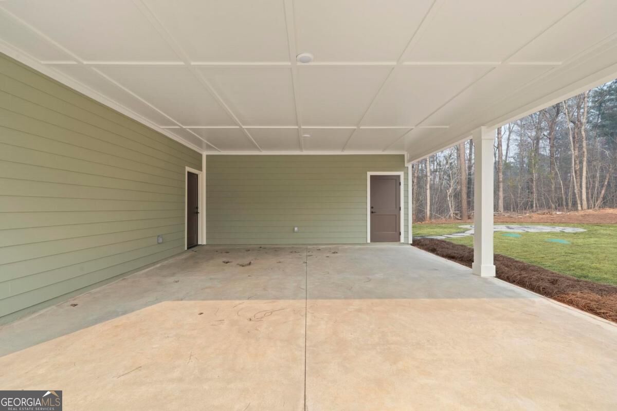105 Tanglewood Drive Property Photo 5