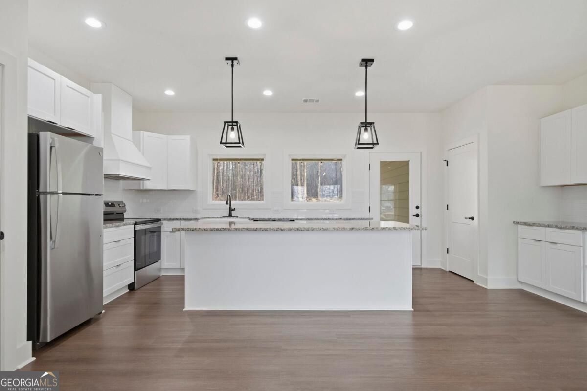 105 Tanglewood Drive Property Photo 8