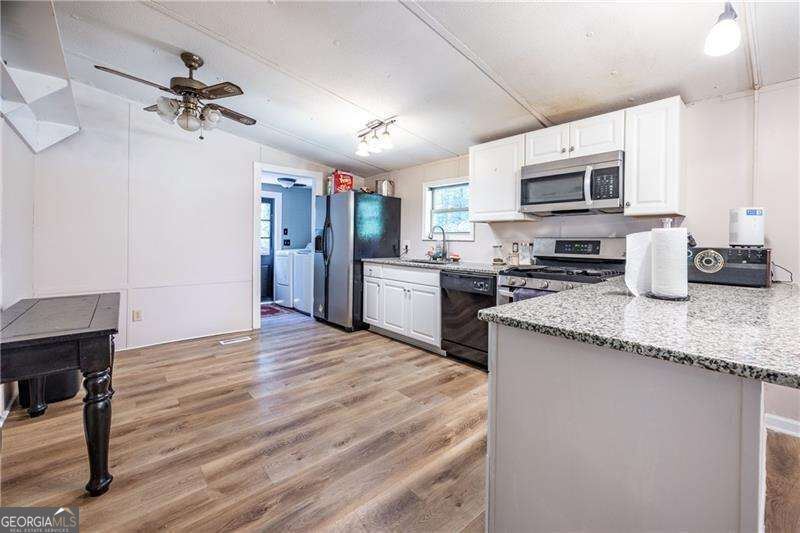 2339 Salem Church Road Property Photo 8