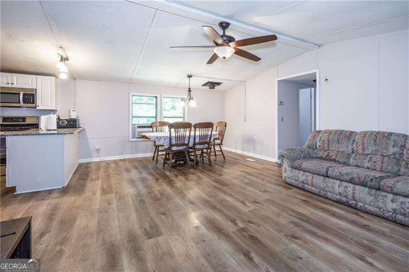 2339 Salem Church Road Property Photo 9