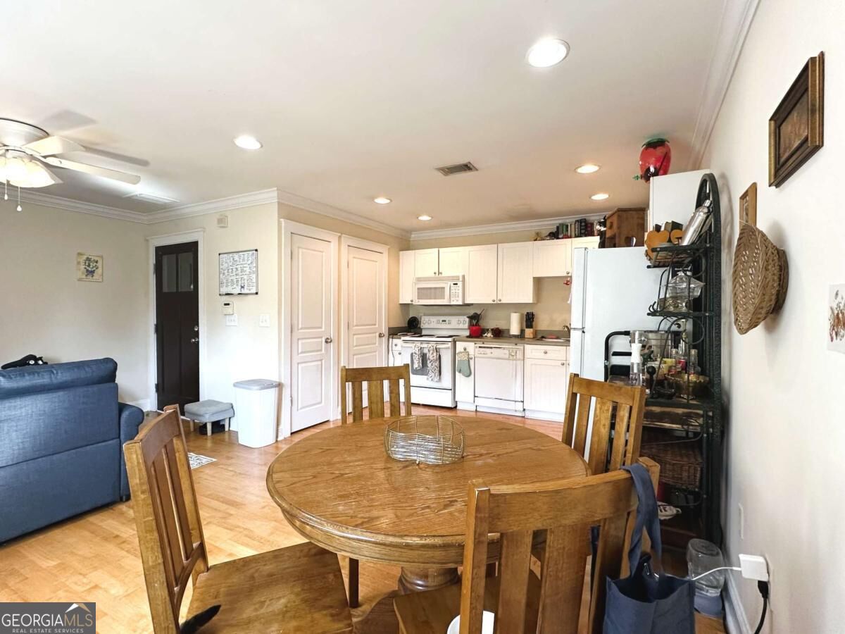 490 Barnett Shoals Road # 610 Property Photo 5