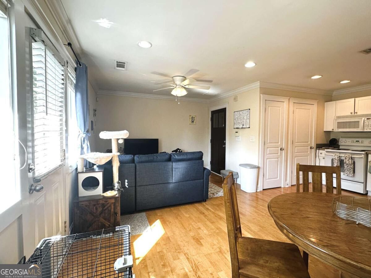 490 Barnett Shoals Road # 610 Property Photo 6