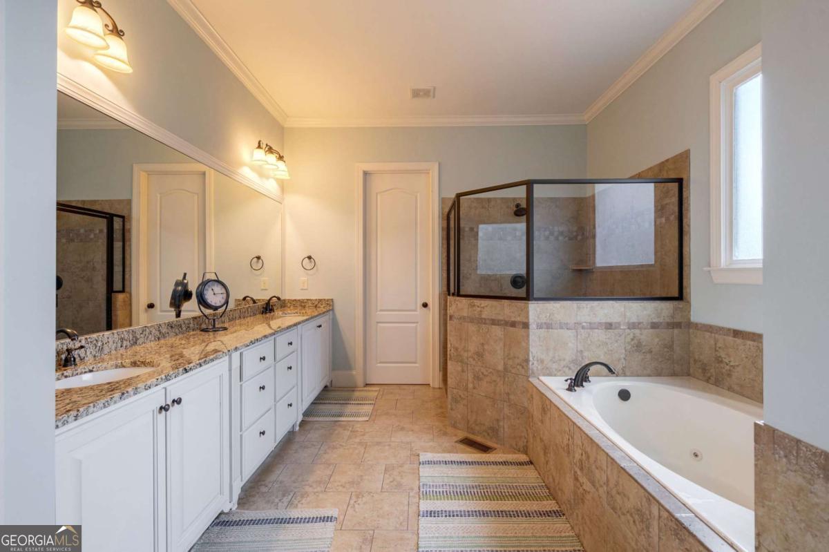 1405 Evergreen Park Property Photo 21