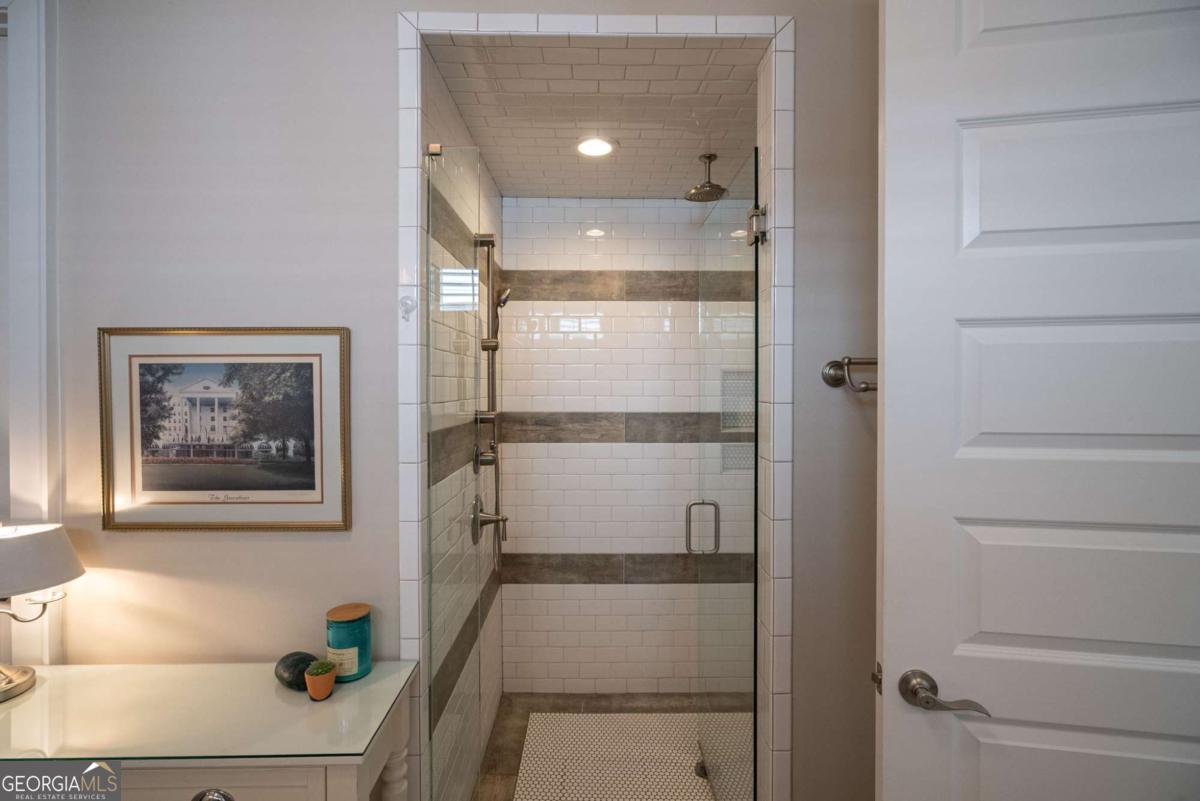 4082 Greenleffe Drive Property Photo 33